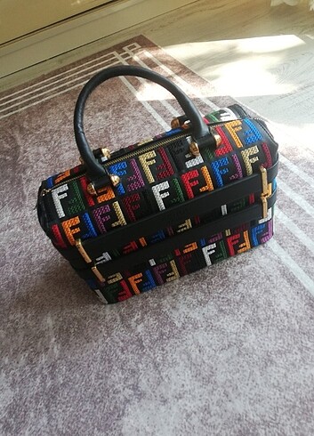 Fendi Fendi roma çanta