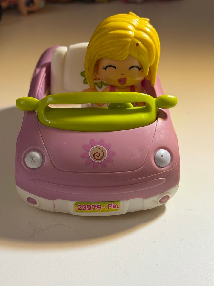 pinypon Oyuncak Araba ve Figür - Görsel 3