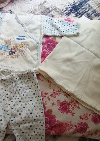 Nakışlı Pamuklu Bebek Pijama Takımı Beyaz