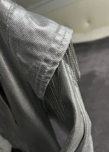 Gri Metalik Düğmeli Kadın Deri Ceket - Görsel 3