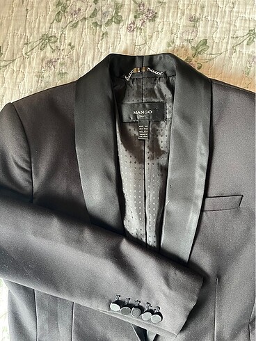 SİYAH CROP BLAZER CEKET - MANGO