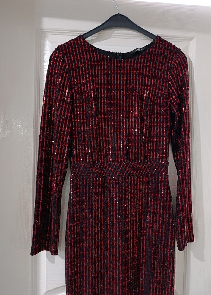 Payetli balık modeli abiye - Görsel 3