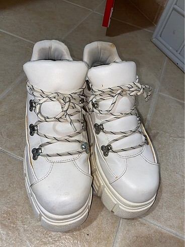 Bershka Bershka 38 numara platform ayakkabı
