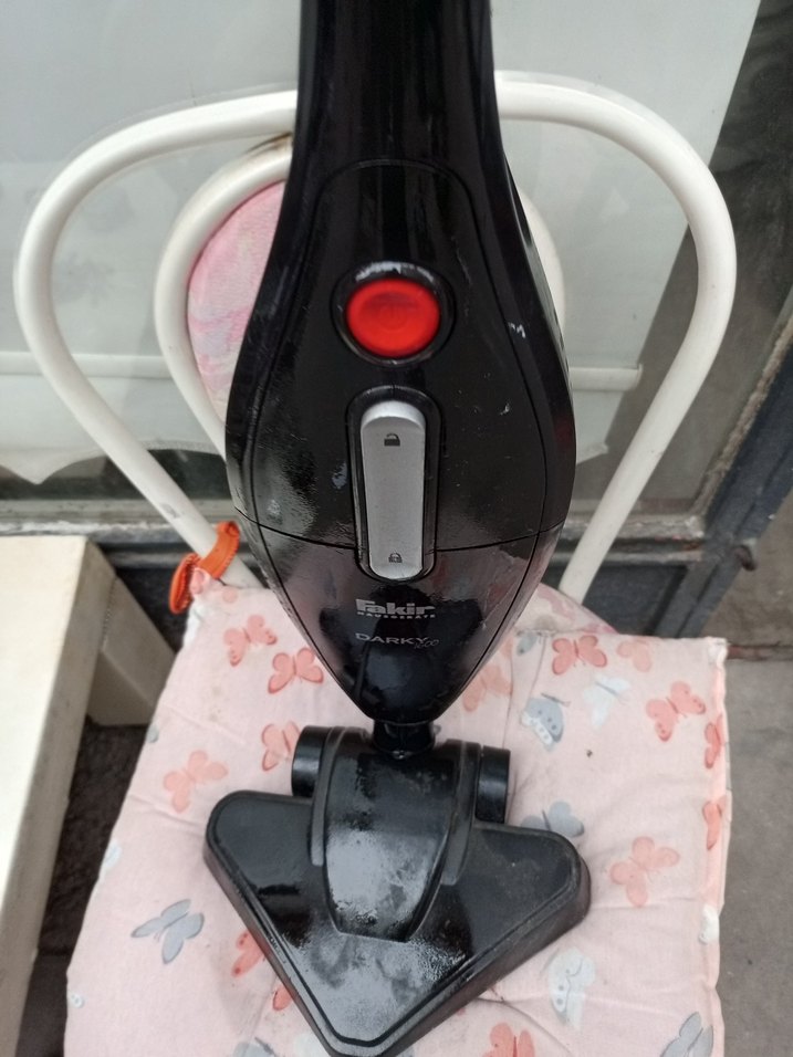 Renkli Siyah Elektrikli Süpürge - Görsel 2