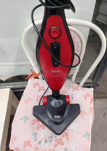 Kırmızı Renkli Elektrikli Süpürge - Görsel 4