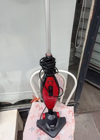 Kırmızı Renkli Elektrikli Süpürge - Görsel 6