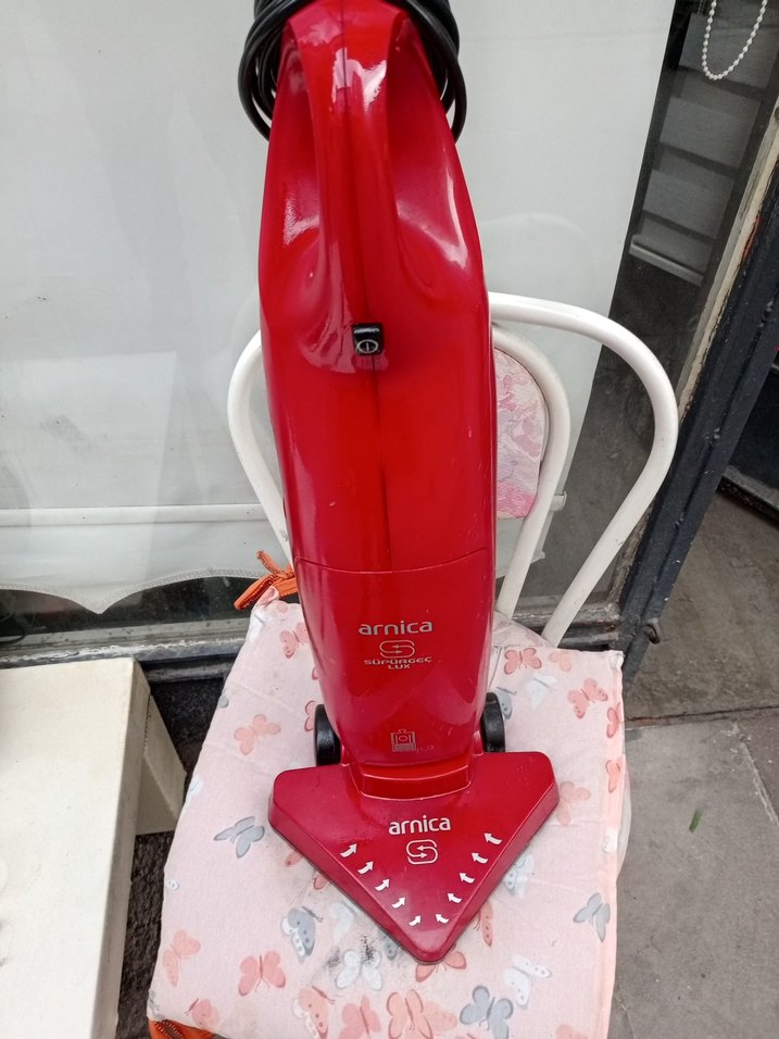 Arnica Kırmızı Elektrikli Süpürge - Görsel 2
