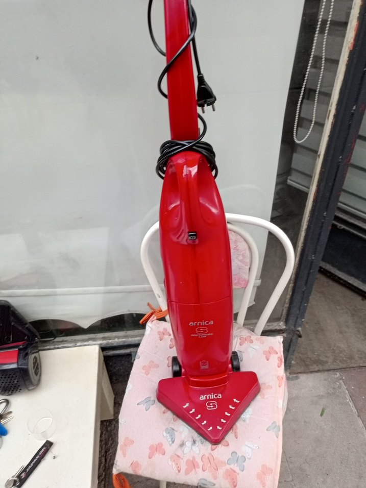 Arnica Kırmızı Elektrikli Süpürge - Görsel 4