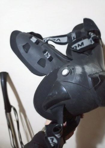 Kilitli Siyah Plastik Motosiklet Dizliği - Görsel 6