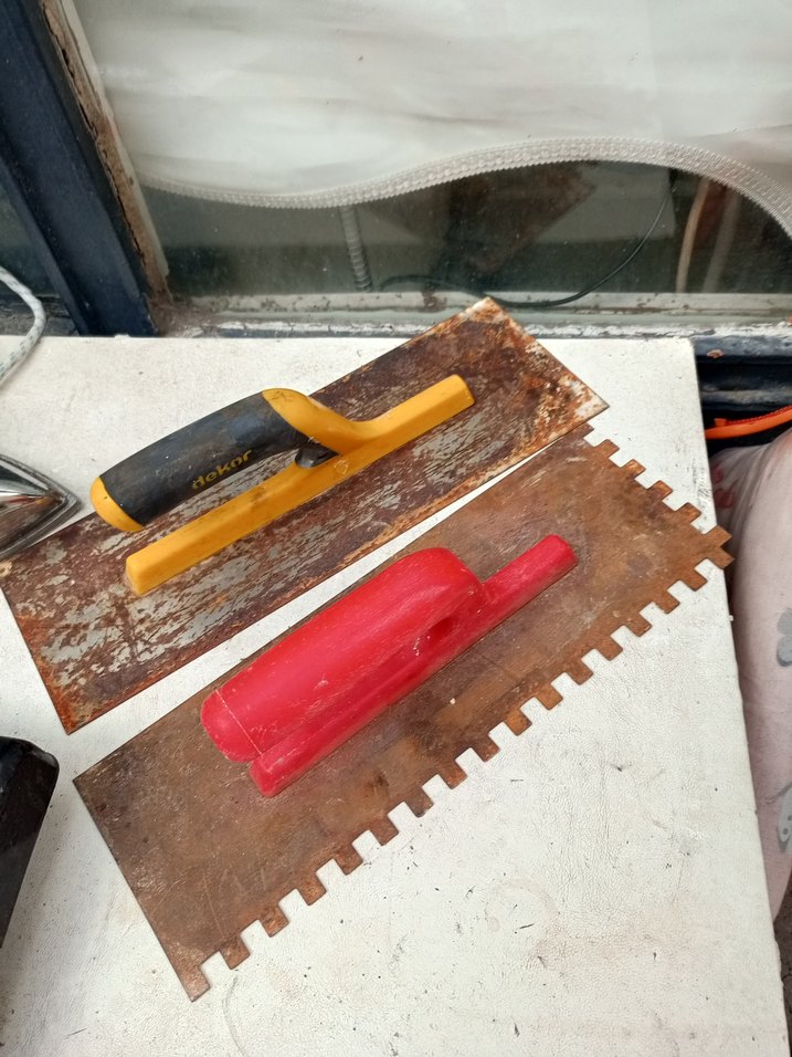 Renkli Sarı ve Kırmızı Tıraş ve Mala Seti - Görsel 4