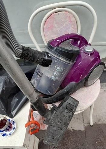 Mor ve Gri Toz Torbalı Elektrikli Süpürge kıng marka - Görsel 3