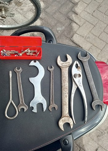 Çok Amaçlı Kırmızı ve Gri El Aletleri Seti full Alman malı - Görsel 5