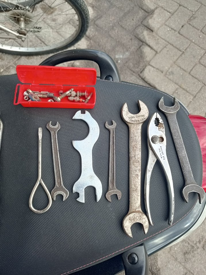 Çok Amaçlı Kırmızı ve Gri El Aletleri Seti full Alman malı - Görsel 4