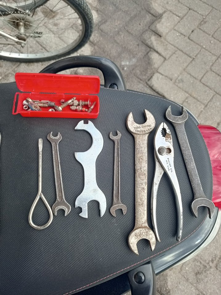 Çok Amaçlı Kırmızı ve Gri El Aletleri Seti full Alman malı - Görsel 3