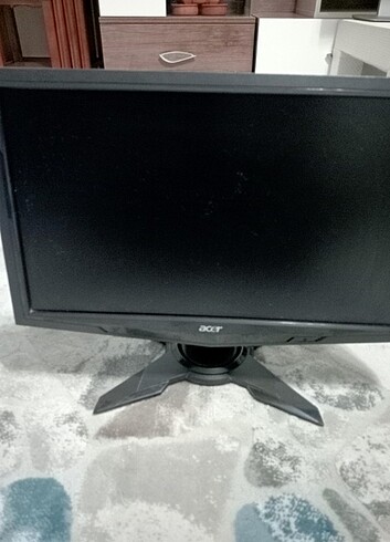 acer marka 19 inç monitör