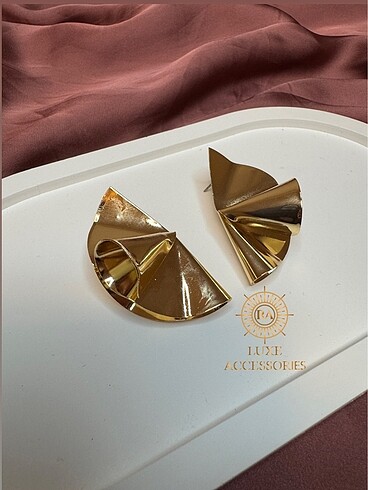 Diğer Gold vıp küpe