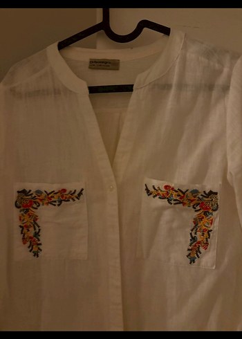 Nakışlı V Yakalı Keten Kadın Gömlek - Görsel 2