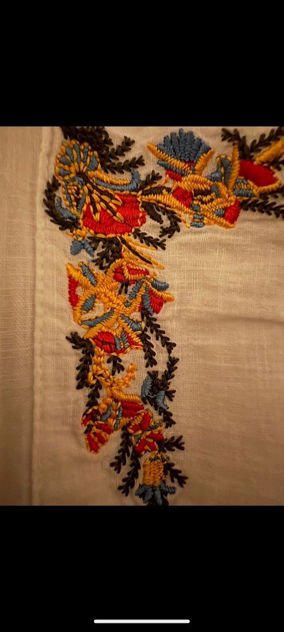 Nakışlı V Yakalı Keten Kadın Gömlek - Görsel 4