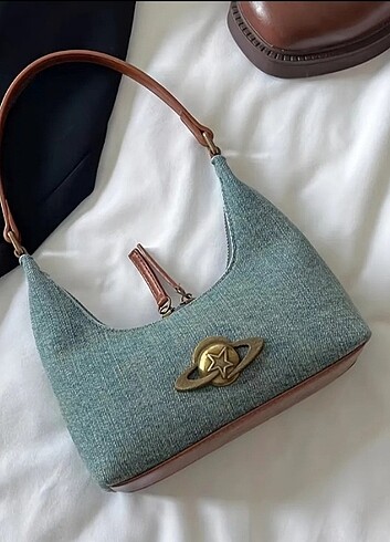 Bershka Vintage omuz cantasi