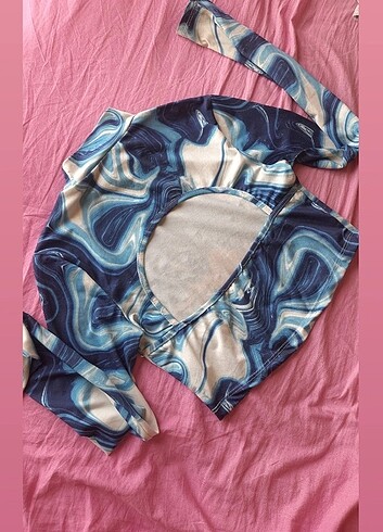 Zara Sırt dekolteli crop