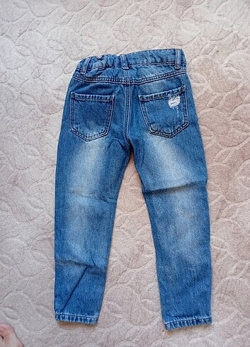 4 Yaş Beden Kuz cocuk lcw yırtık detaylı jean
