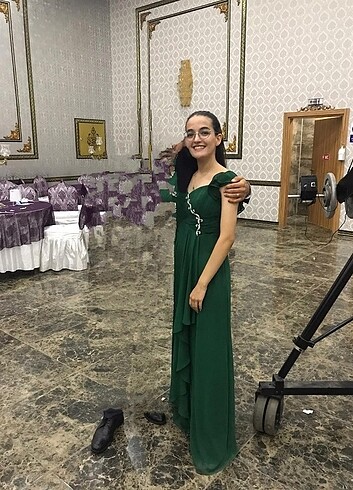 Yeşil taşlı abiye 