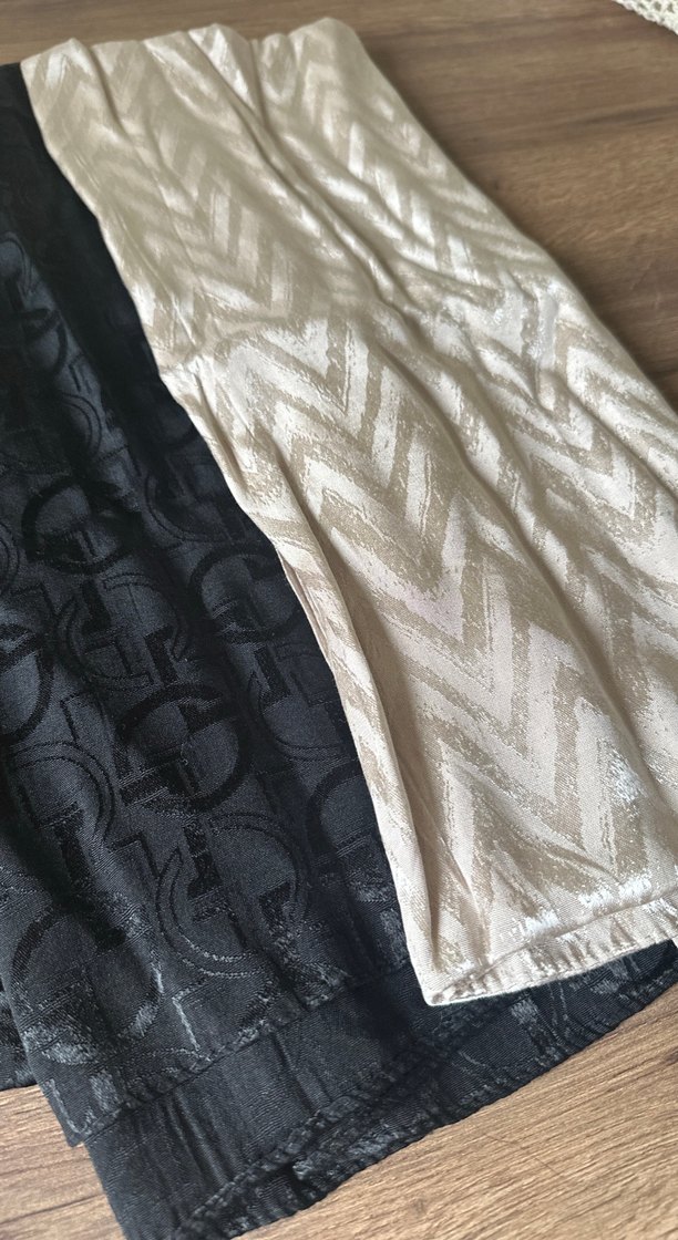 Taş ve siyah renk iki adet ŞAL - Görsel 2