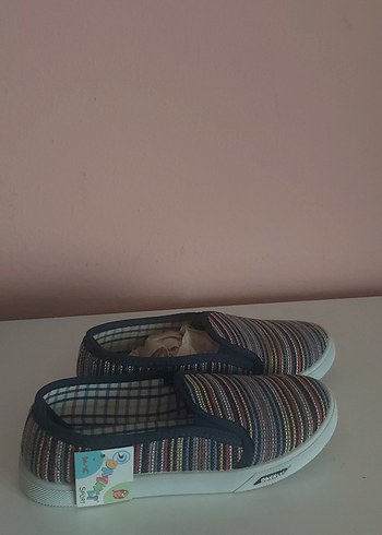 Kız Çocuk Çok Renkli Bağlamalı Loafer Ayakkabı - Görsel 2