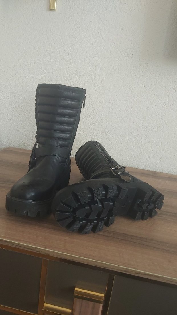 Kadın Bot - Görsel 3