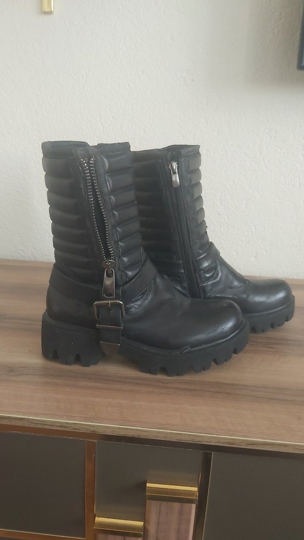 Kadın Bot - Görsel 2