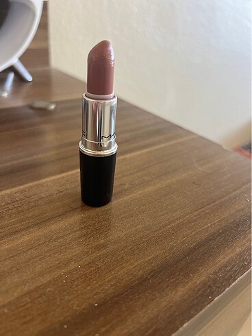 Beden MAC THANKS ITS MAC