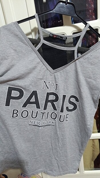 File detayli t-shirt 