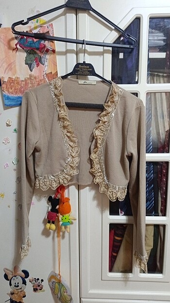 Karaca yünlü bolero hırka 