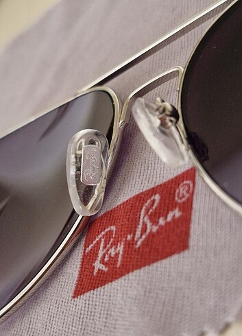 Beden siyah Renk Rayban orj gözlük