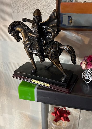 Altın Renkli Atlı Figürin - Görsel 10