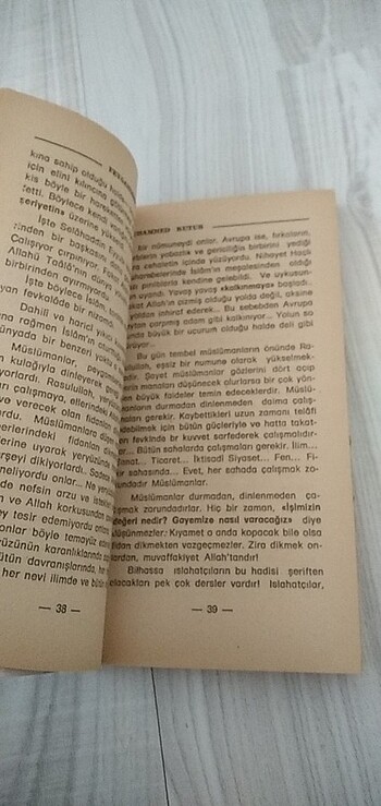 Yıpranmış sararmış ama harika bir kitap