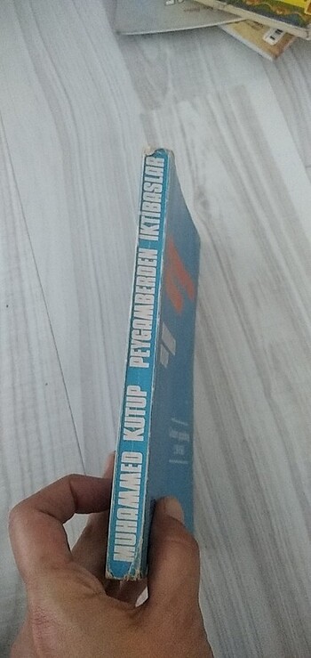 Beden Yıpranmış sararmış ama harika bir kitap