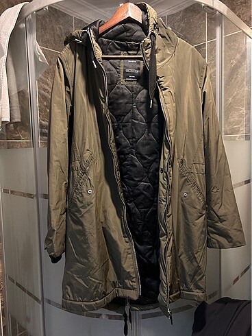 Bershka yeşil mont