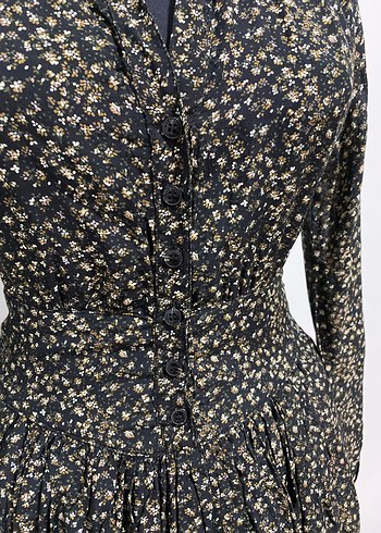 V Yaka Düğmeli Vintage Elbise - Görsel 3