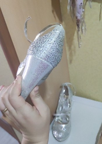 Diger Beyaz Dantel Detaylı Kadın Abiye Ayakkabı - Görsel 6