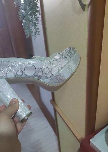 Diger Beyaz Dantel Detaylı Kadın Abiye Ayakkabı - Görsel 7