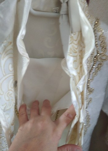 Klasik İşlemeli Beyaz Çocuk Takımı - Görsel 6