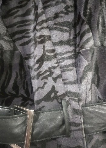 Kadın Deri Zebra Desenli Kemerli Trençkot - Görsel 4