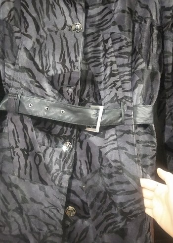 Kadın Deri Zebra Desenli Kemerli Trençkot - Görsel 3