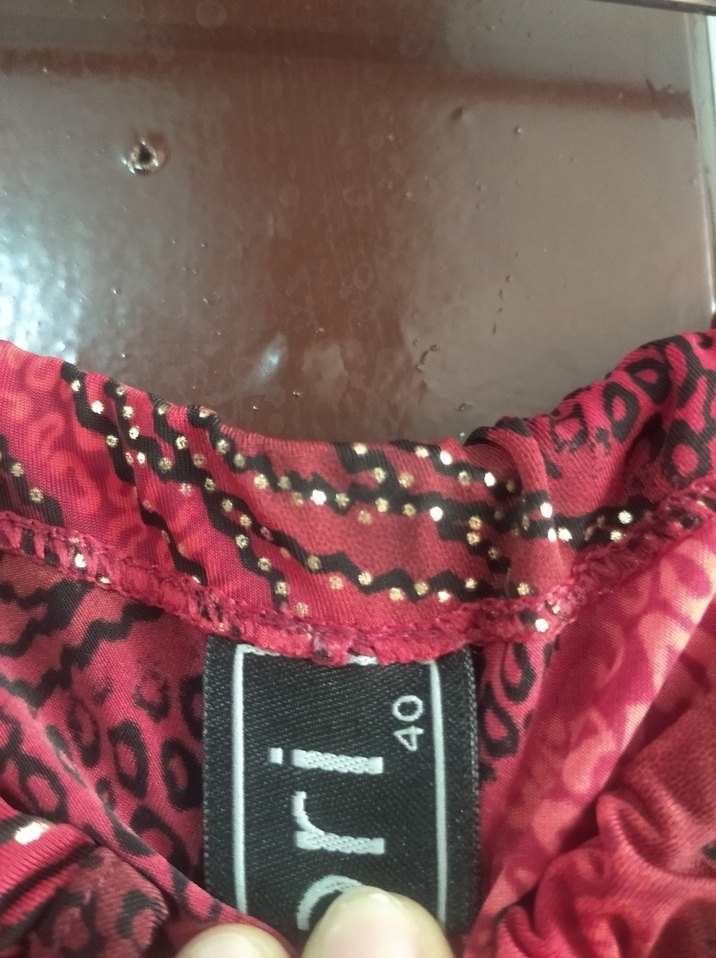 Bordo Dökümlü Uzun Kollu Tunik - Görsel 4