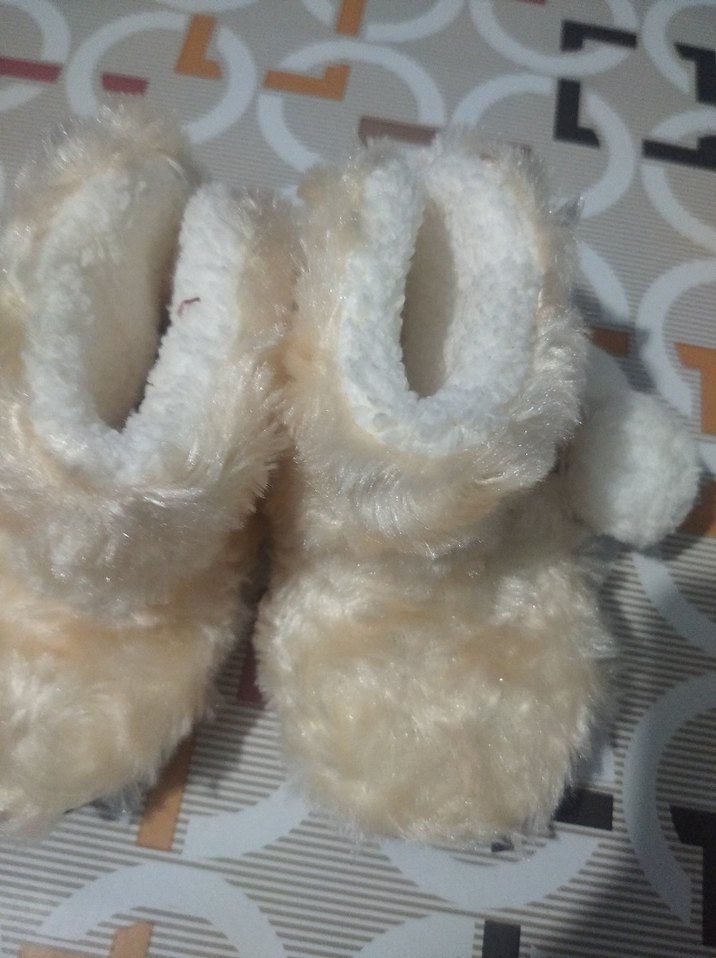 Kız Çocuk Bej Peluş Ev Terliği - Görsel 5