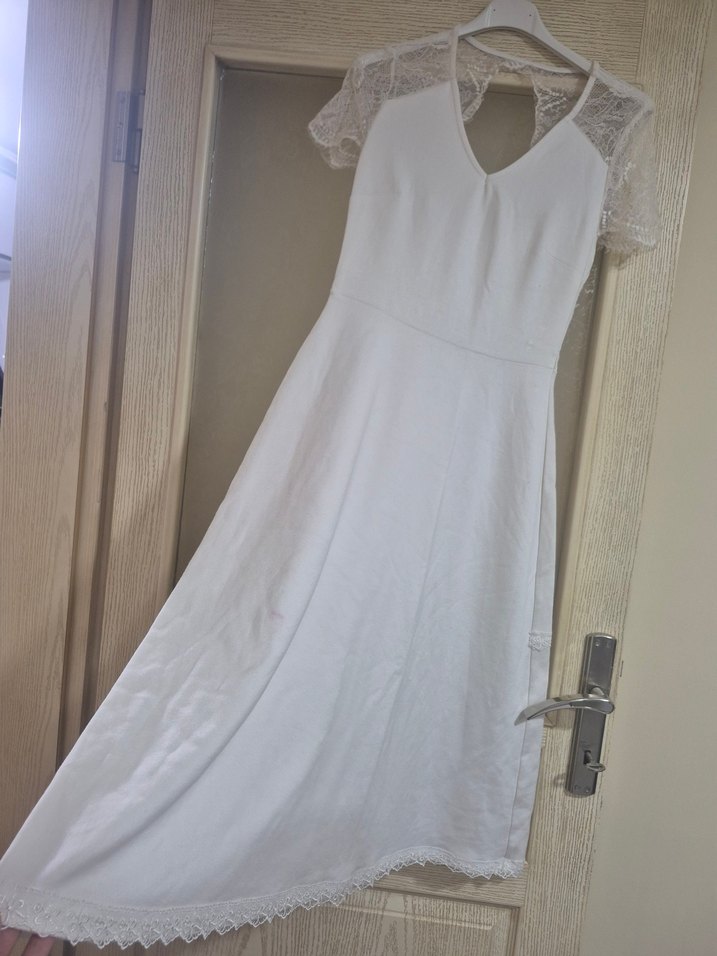 Dantel Detaylı V Yakalı Midi Beyaz Gelinlik - Görsel 2