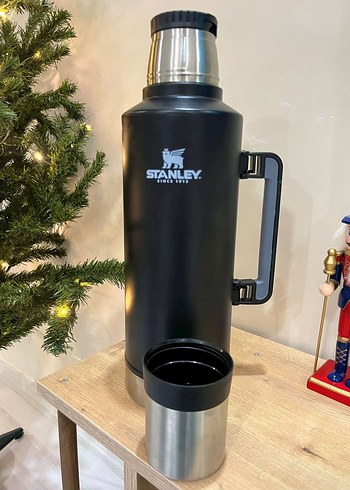 Stanley Siyah Termos 1.9L - Görsel 2