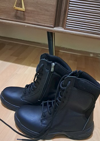 Deri Siyah 42 numara Zımaro marka bot - Görsel 3