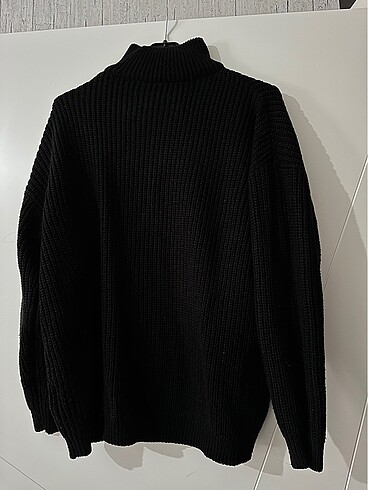 Siyah turtleneck kazak